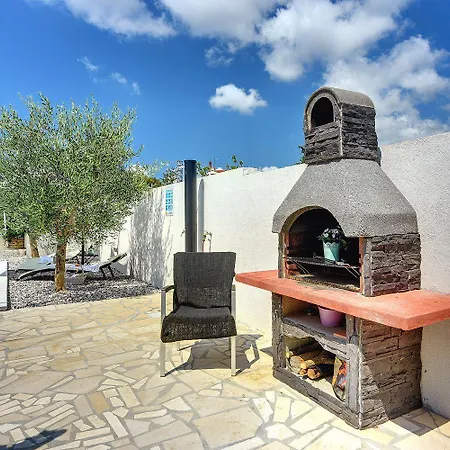 Сasa de vacaciones House Michelle *