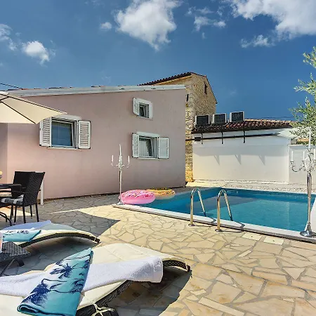 House Michelle * Šišan