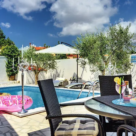 Сasa de vacaciones House Michelle *